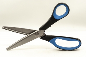 SN8 - SN8 Javelin Soft Grip 8.5" Pinking Shears