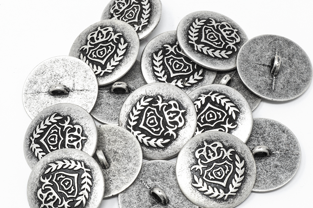 Metal blazer buttons in 3 sizes gz100