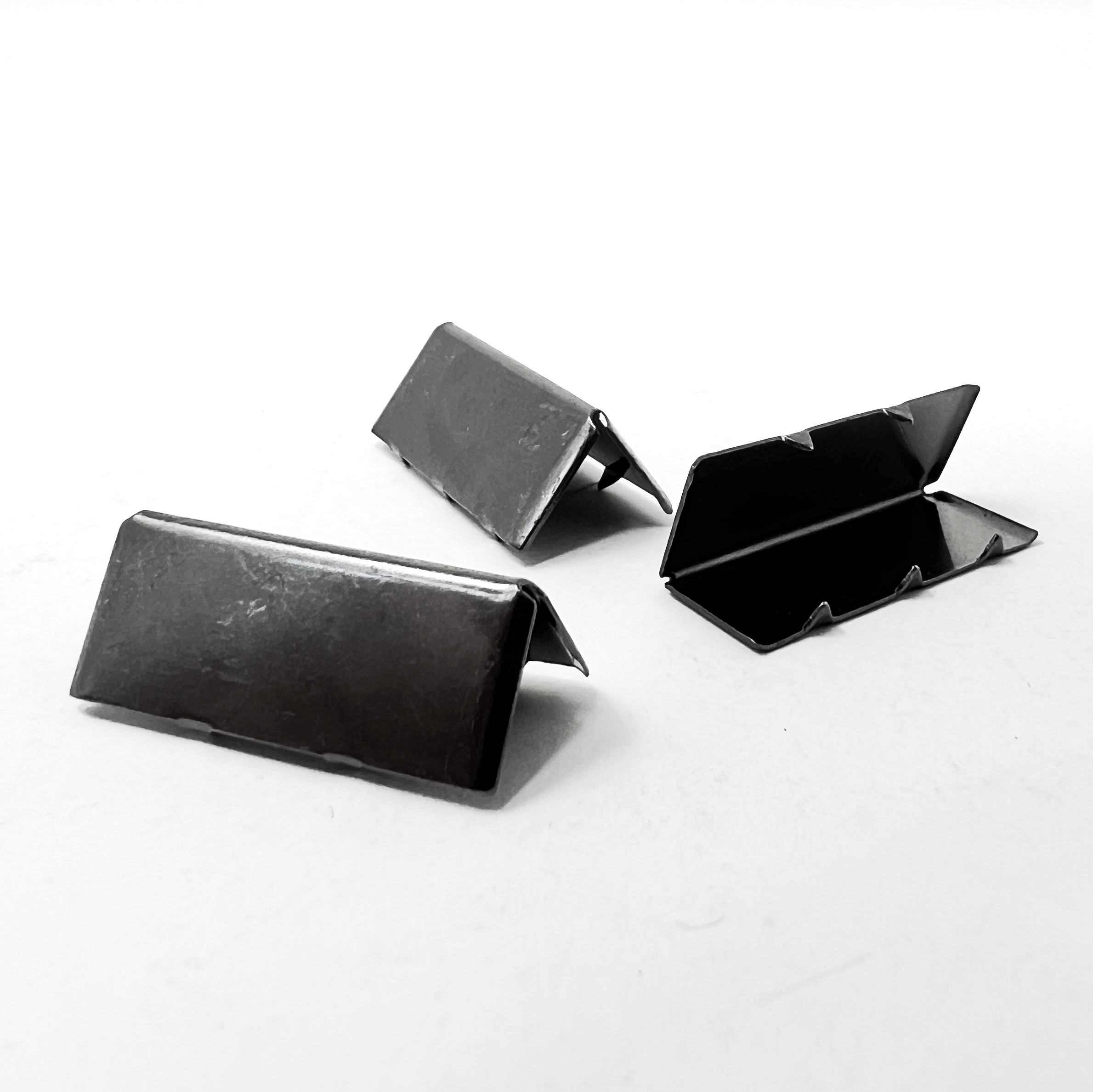 bc25-g - 25mm belt / strap crimp ends - Gunmetal